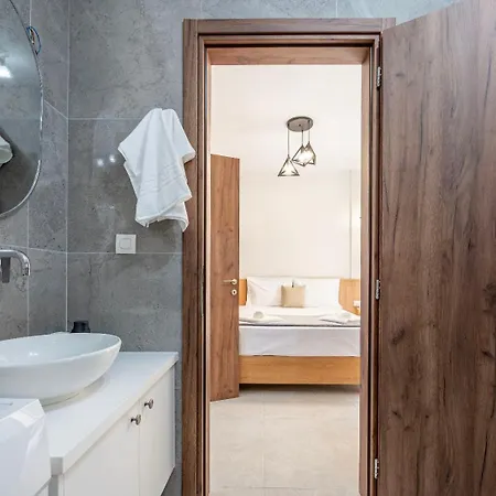 Sunny Rock 2 Apartament