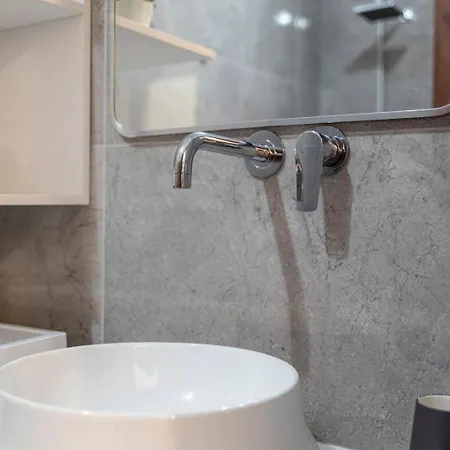 アパート Sunny Rock 2 *