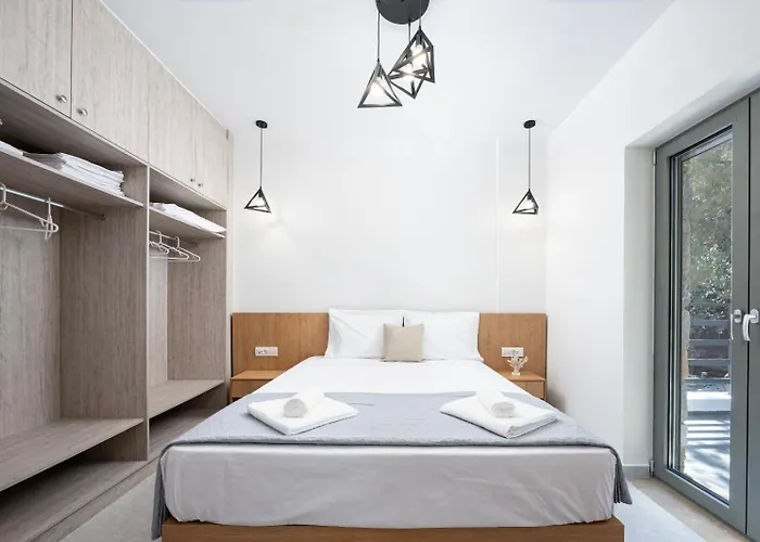 Sunny Rock 2 * Lagoudi Zia